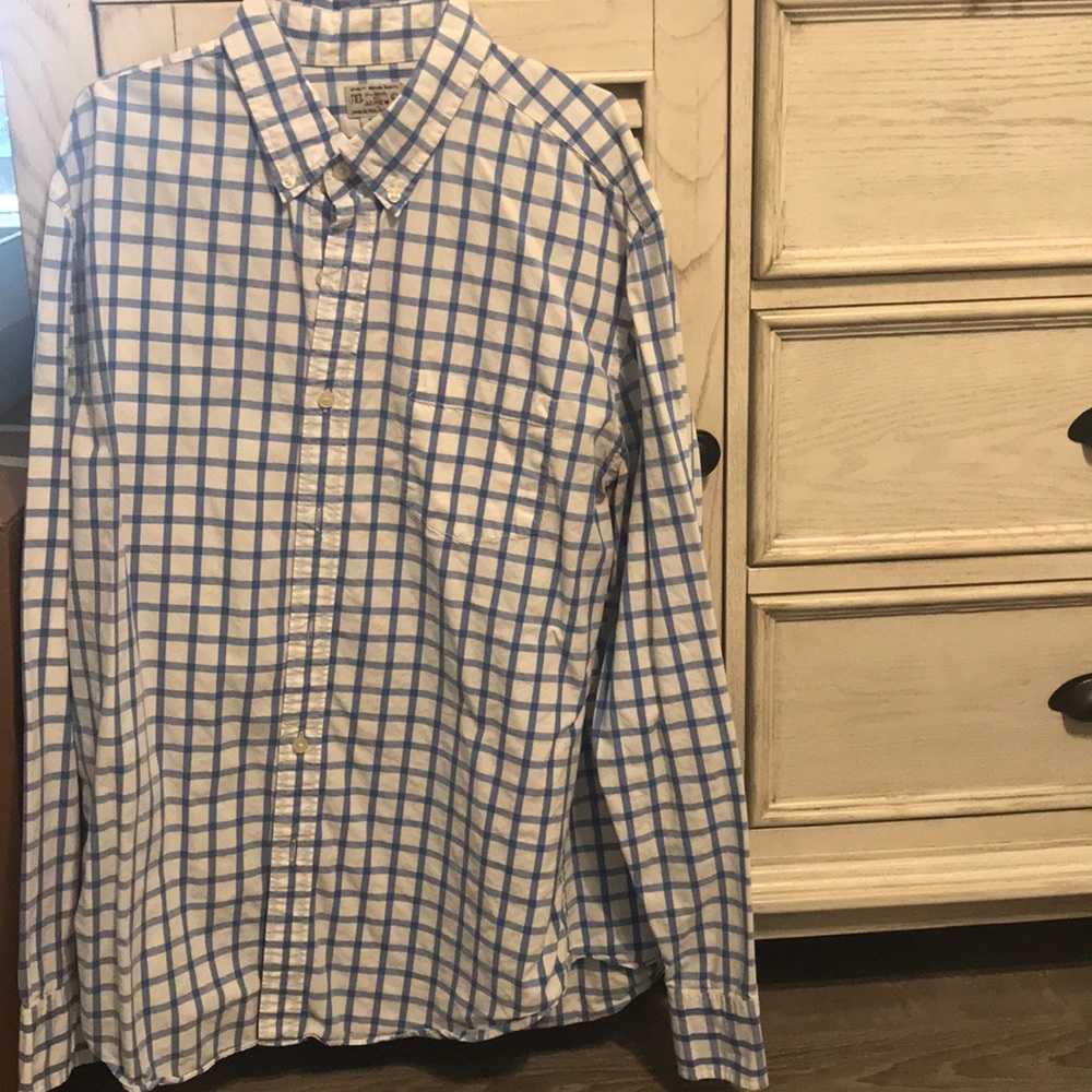 Big plaid shirt